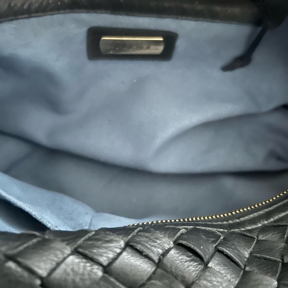 Zina Eva Black Woven Leather Bag - Picture 6 of 8